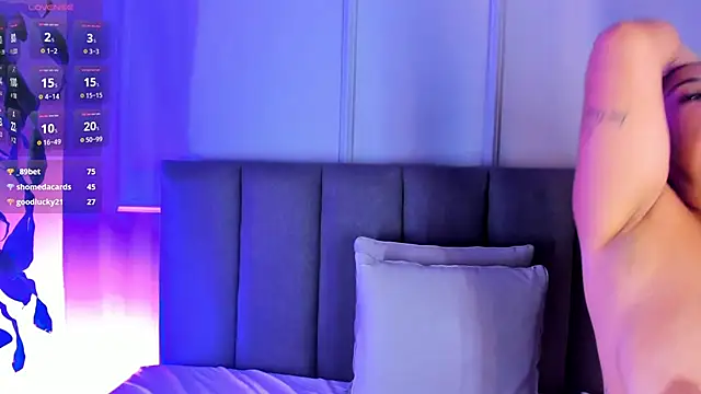 rousse_49 Chat XXX in diretta