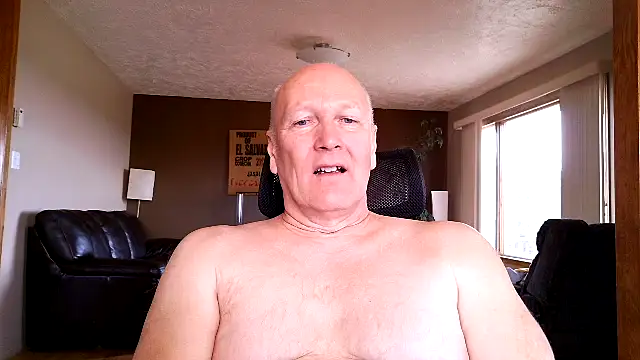 Pokazy przed kamerką – BasicAnt