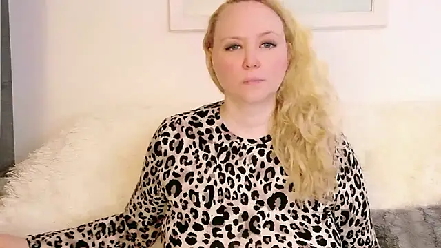 Sarah4you: απευθείας συνομιλία ΧΧΧ