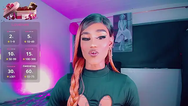 Kendall_hornyy Show Webcam