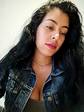 Luianna's Live XXX Chat