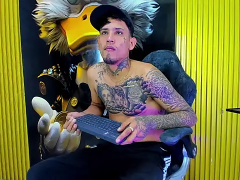 Winsord_Bigcock Webcam Show