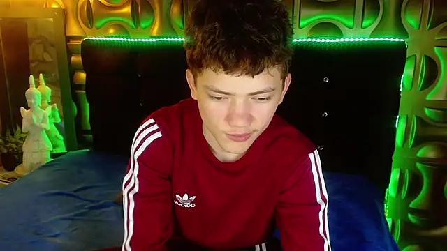 cruz_dante Show in webcam