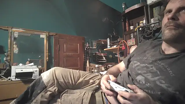 charactrzero élő XXX-chatje