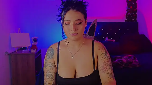 Pauilina Live XXX-Chat