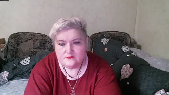 Lana555: онлайн-секс-чат