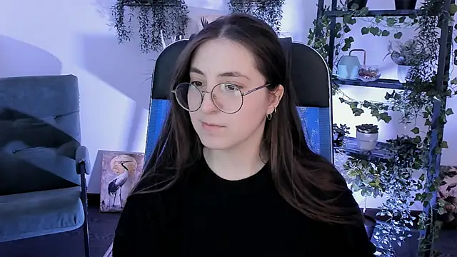 VirtuallVoyant Chat XXX live