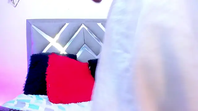 แชท XXX สดของ Emmaa_sweeet_