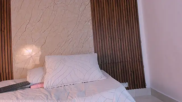 XXX chat uživo modela king_lovely_hornyy