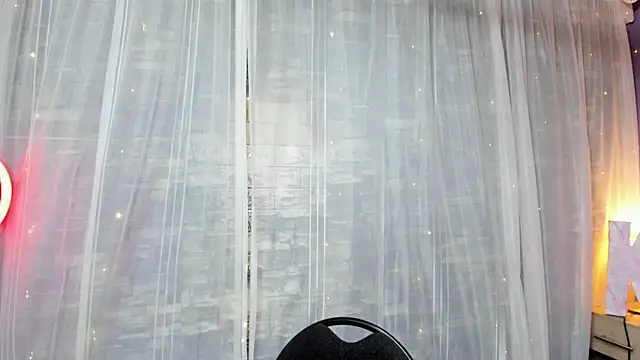 แชท XXX สดของ KatieGomez