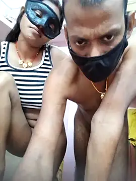 Hot_couple493 Adlı Modelin Canlı XXX Sohbeti