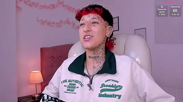 แชท XXX สดของ Luci_Rose