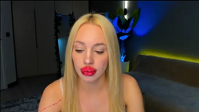 Luna_Beverly live XXX chat