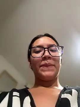 Chat XXX en directo de Mila_Morgan