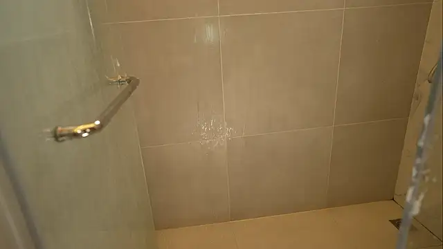 Chat XXX en directo de LIttle_Rina_