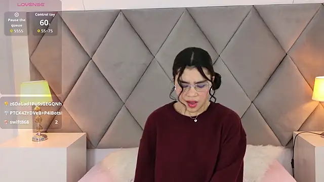 OliviaDiaz Live XXX-chat