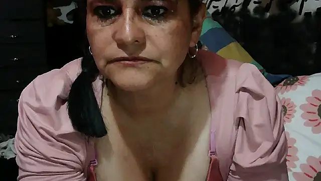 BiancaSteel 라이브 XXX 채팅