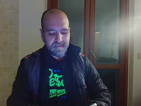 Chat XXX ao vivo de AMIRDIB2025