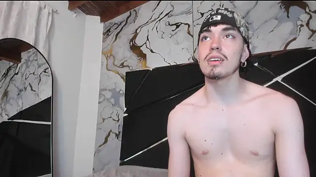 Couple_In_Heat Show Webcam