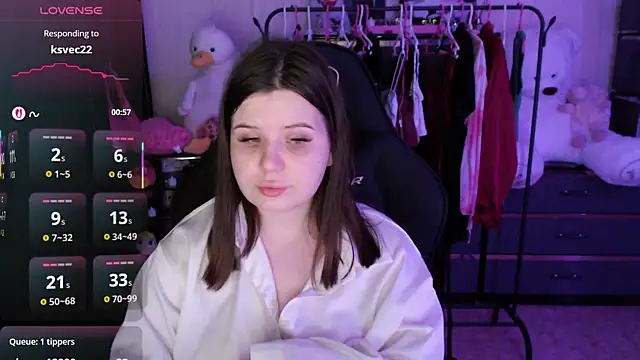 AmyVibess' Live XXX Chat