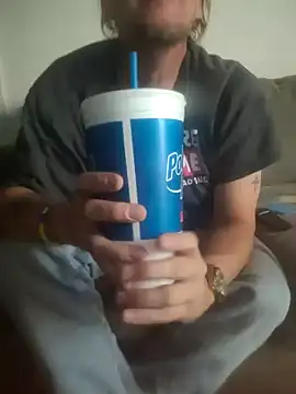 yourMasterisBored's Webcam Show