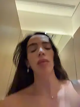 sisterhong's Live XXX Chat