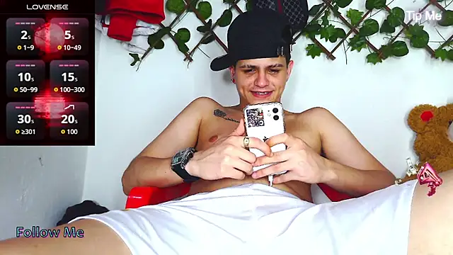 Вебкам-шоу Themasterhades_777