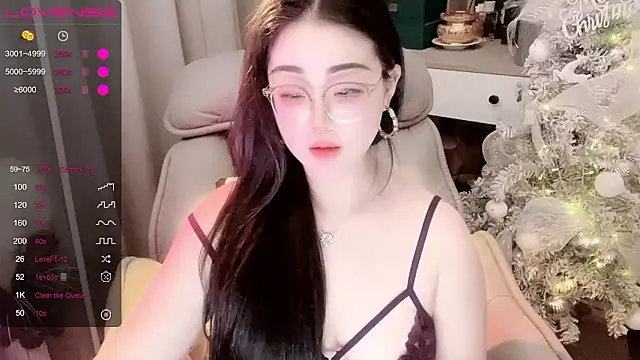 Monica-666888- Show Webcam