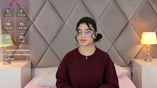 OliviaDiaz's Webcam Show