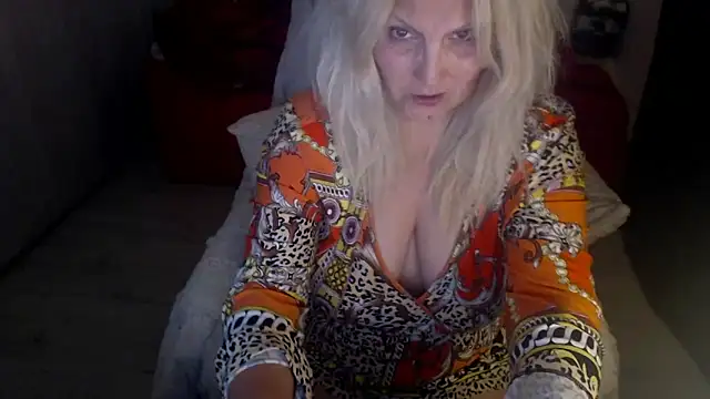 Sembang XXX Secara Langsung Divineblond