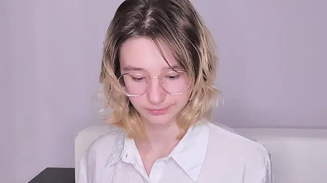 Silva-Tailll's Live XXX Chat