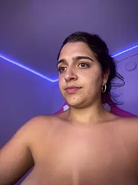 Alice777_ 라이브 XXX 채팅