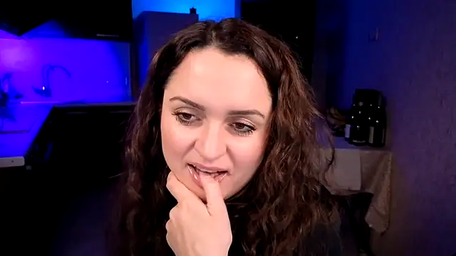 Cerann1 Chat XXX in diretta