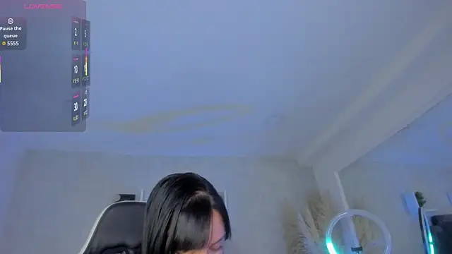 EmiliaRose_ 라이브 XXX 채팅