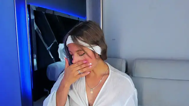 AmmyJones_ Chat XXX in diretta