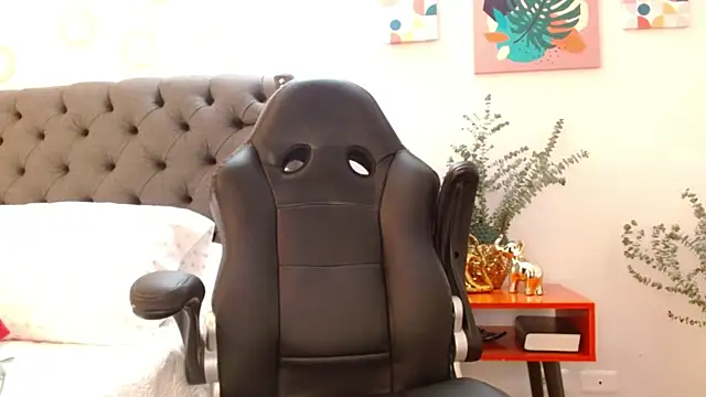 Chat +18 de Valentina-Ferrer ao vivo