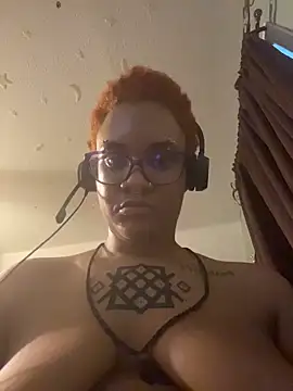 nickytheehawtie's Live XXX Chat