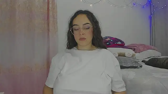 HARLEYNAPIER's Live XXX Chat