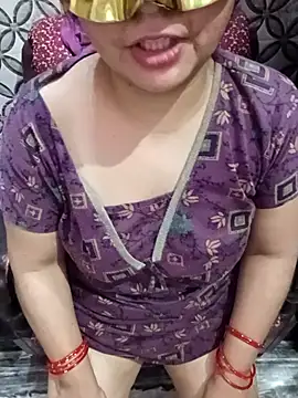 Gujju_bhabhi69's Webcam Show