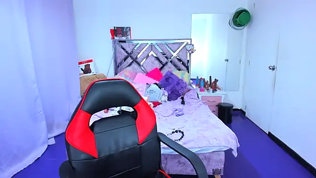 Luna_Analya Chat XXX in diretta