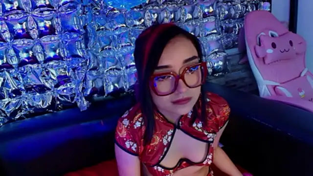 Chat +18 de lala_cherry ao vivo