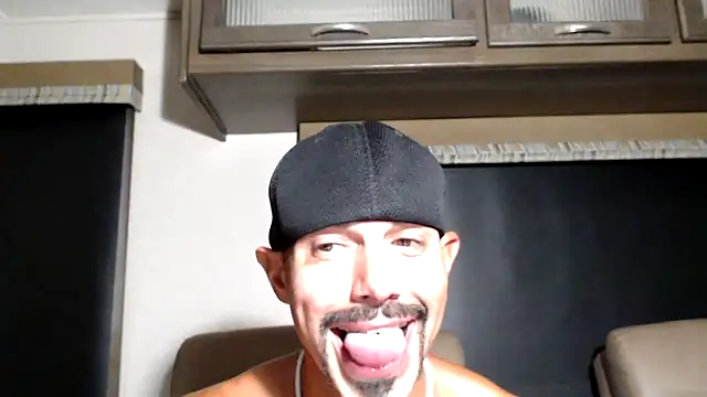 ThickD2C 现场XXX聊天