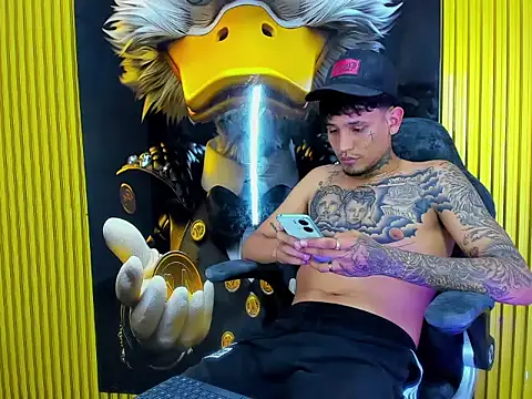 โชว์เว็บแคมของ Winsord_Bigcock