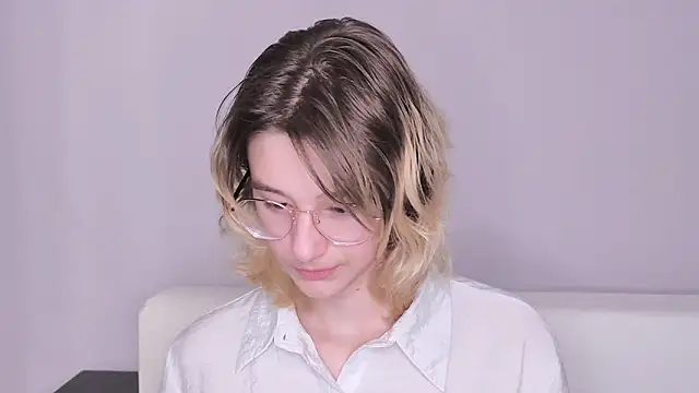 Silva-Tailll – Naživo XXX chat