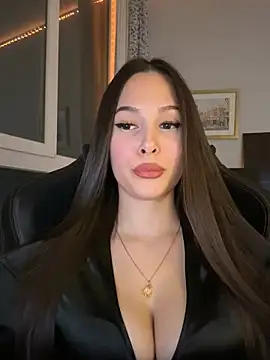 EricaWalls Chat XXX in diretta