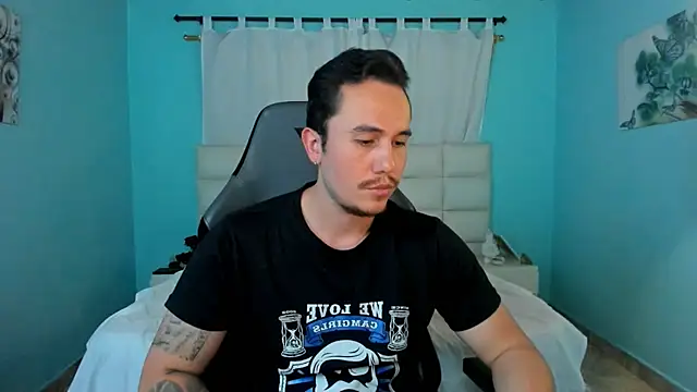 juan__jimenez Adlı Modelin Web Kamerası Şovu