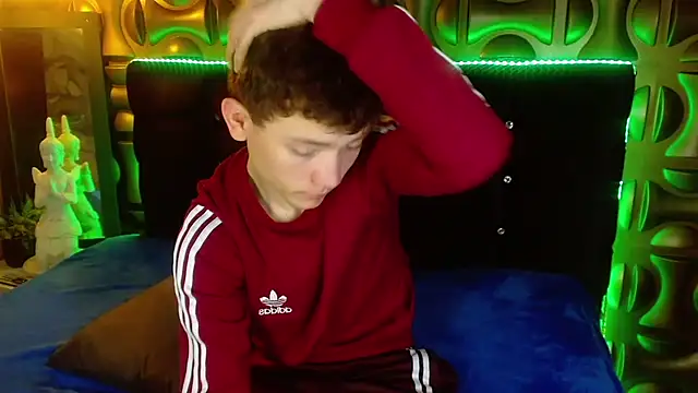 cruz_dante élő XXX-chatje