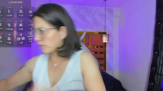 XXX chat uživo modela Luciifeer_