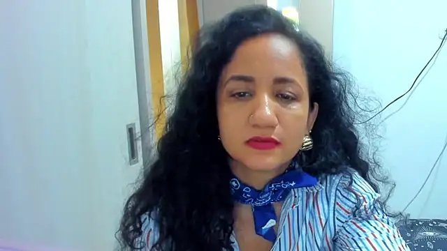 XXX chat uživo modela alaskmiller1