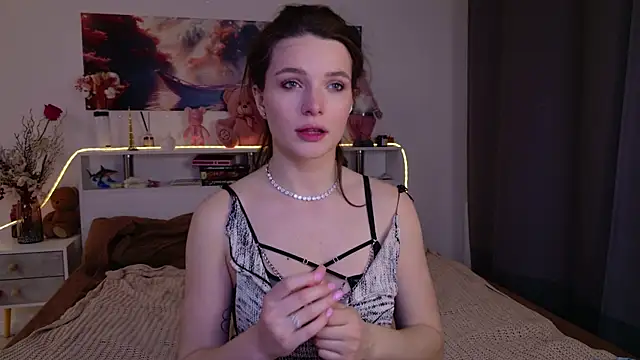 Nellie_Medina Adlı Modelin Canlı XXX Sohbeti